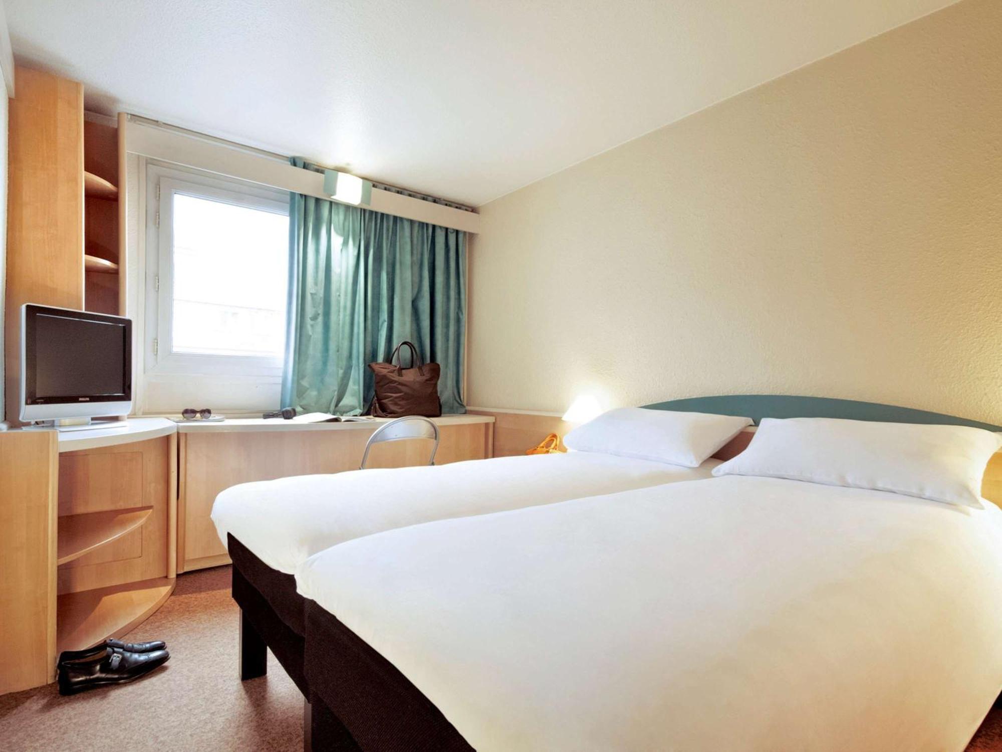 Ibis Stuttgart Centrum Exterior photo